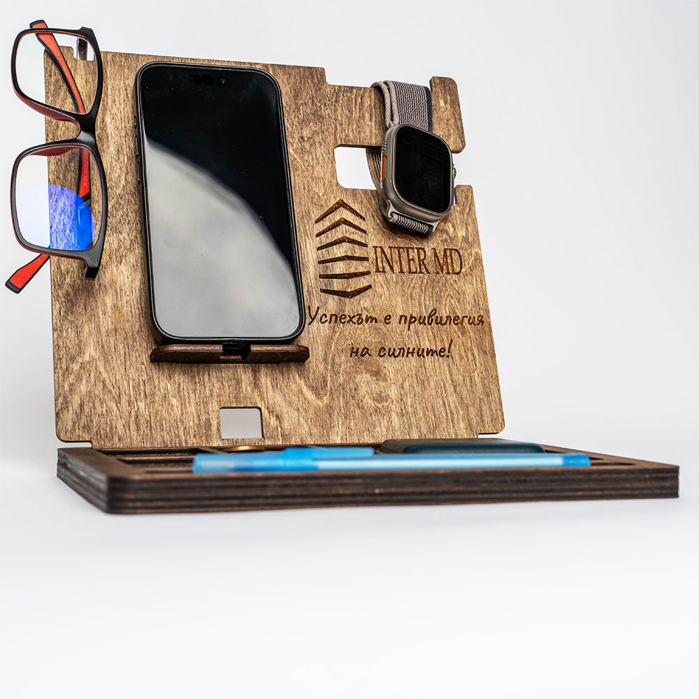 Personalized functional wooden desk organizer - a gift with a personal message