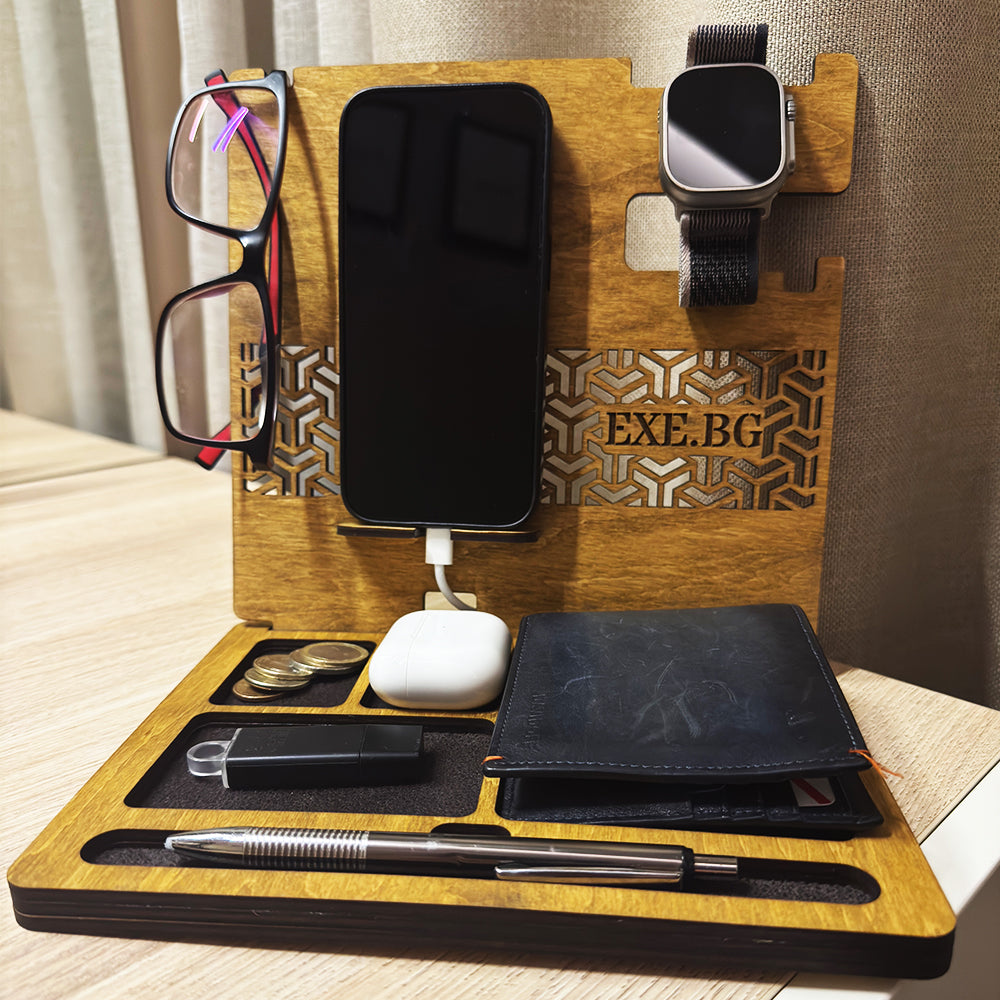 Personalized functional wooden desk organizer - a gift with a personal message