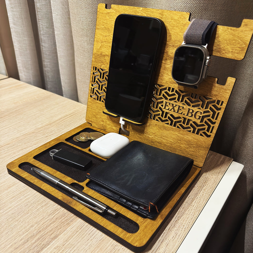 Personalized functional wooden desk organizer - a gift with a personal message