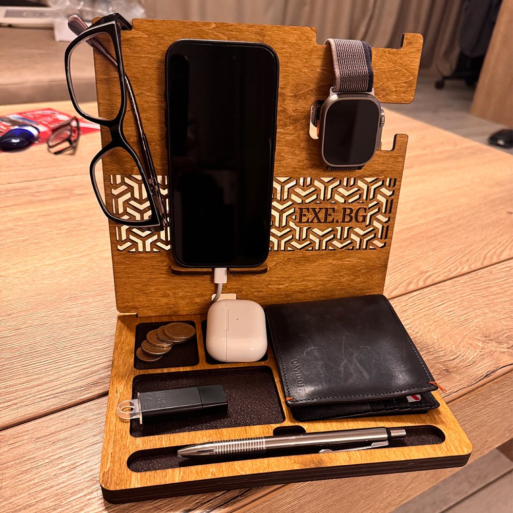 Personalized functional wooden desk organizer - a gift with a personal message
