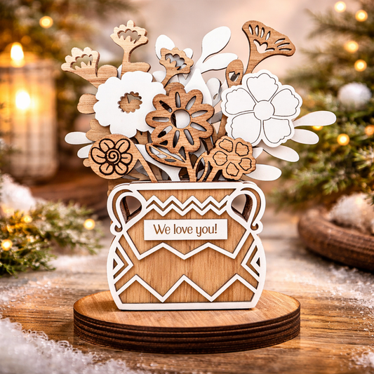 Декоративна многослойна ваза с цветя