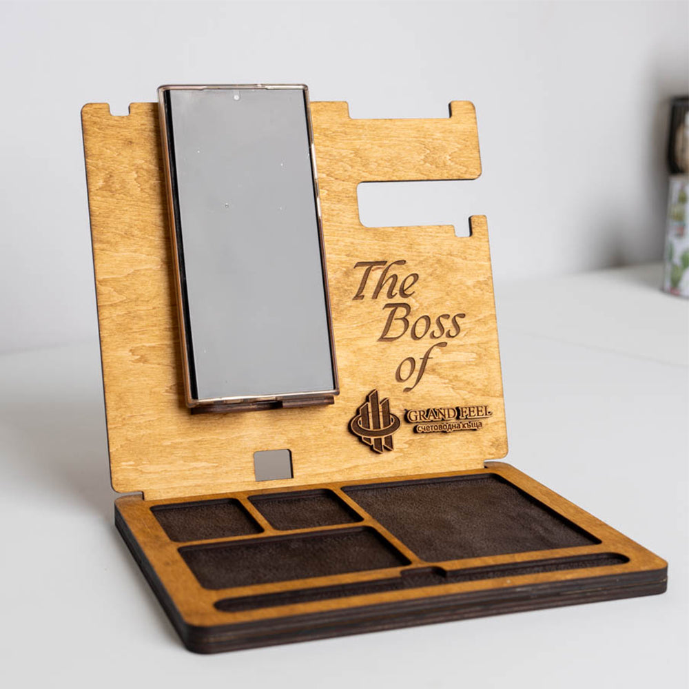 Personalized functional wooden desk organizer - a gift with a personal message