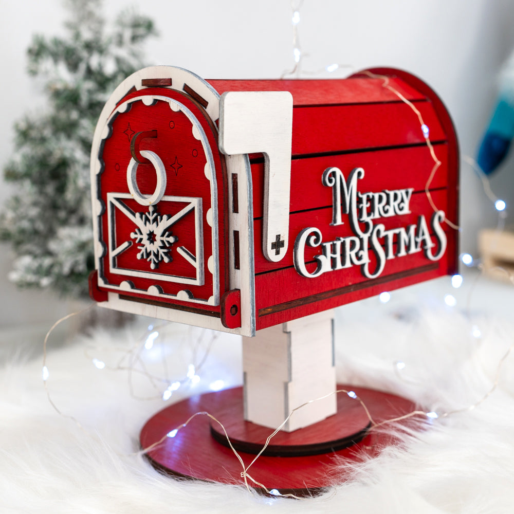 Реална изработка на коледна по]енска кутия на едно краче с вратичка и надпис Merry Christmas