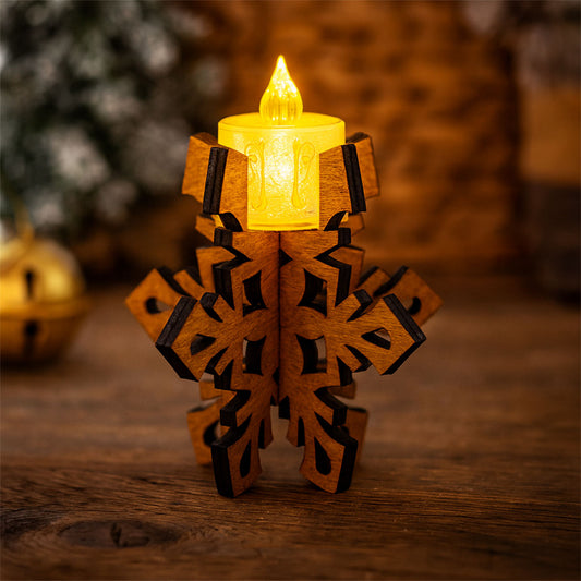 Дървен свещник Снежинка