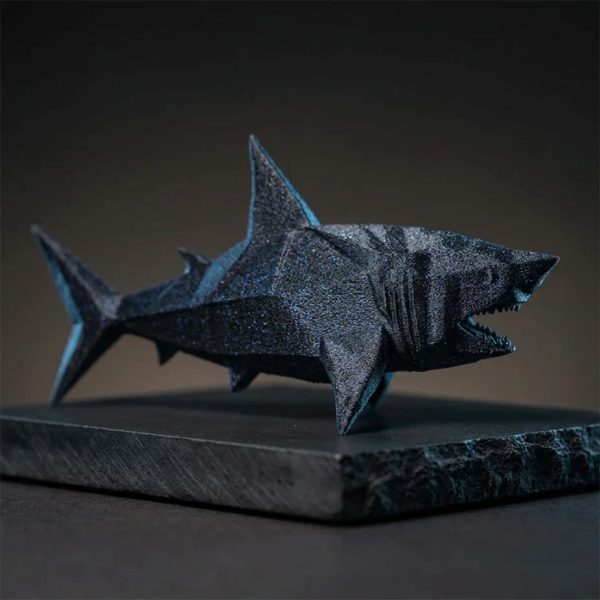 Декоративна фигурка акула